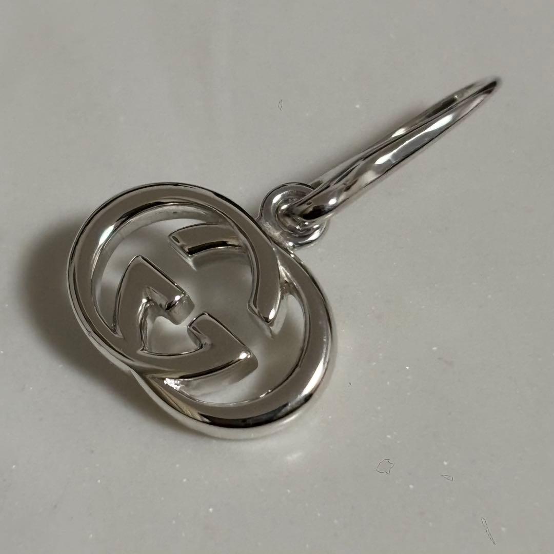 GUCCI 　新品未使用品　片耳用　インターロッキングピアス　925シルバー