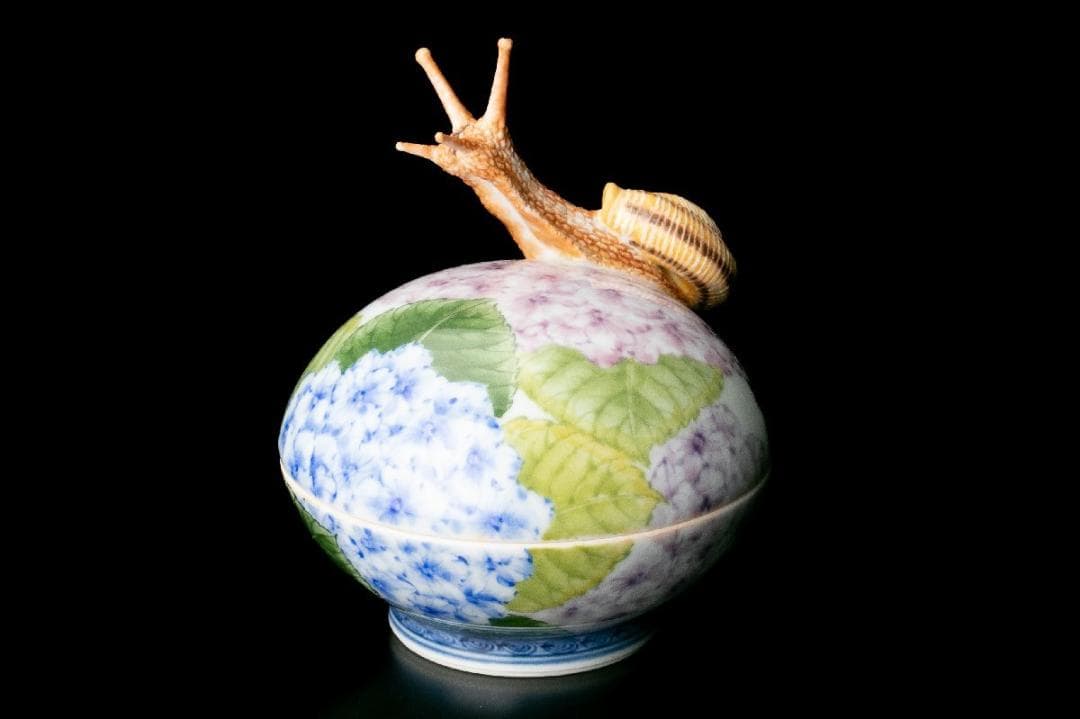 【新品未使用】入手困難作家！春うらら『伊藤早苗』最上位作 釉下彩紫陽花蓋物 共箱