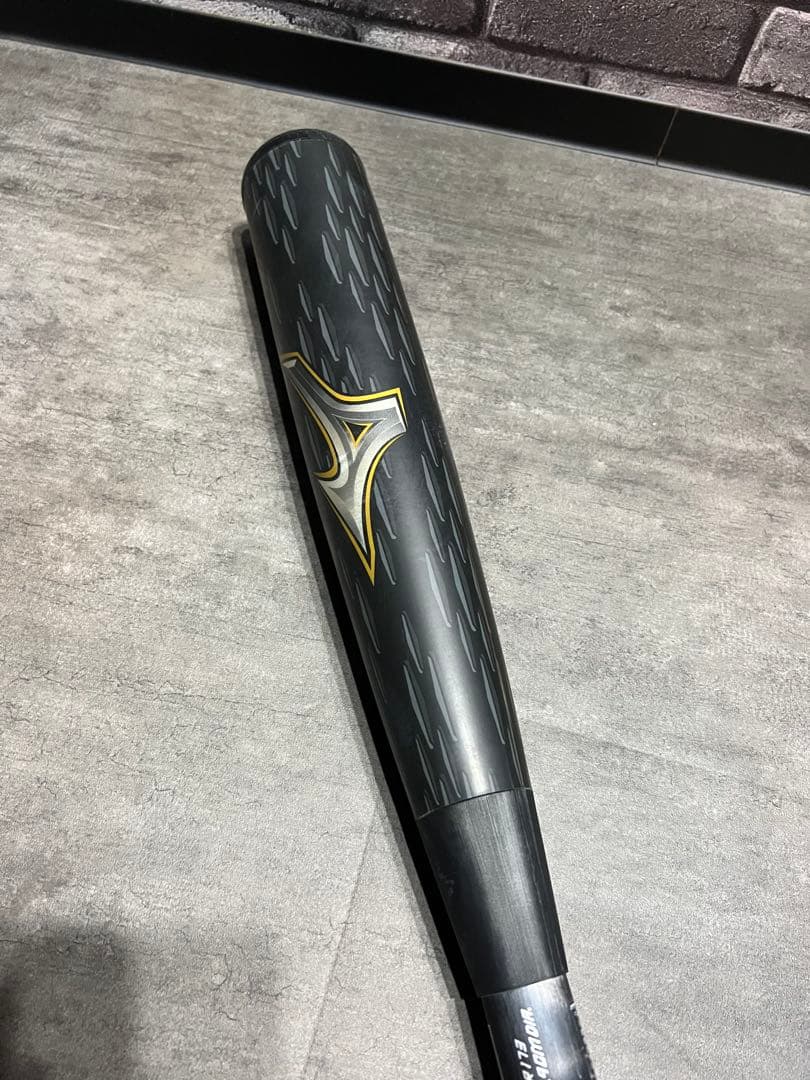 BEYOND MAX LEGACY L バット　レガシー　メタル