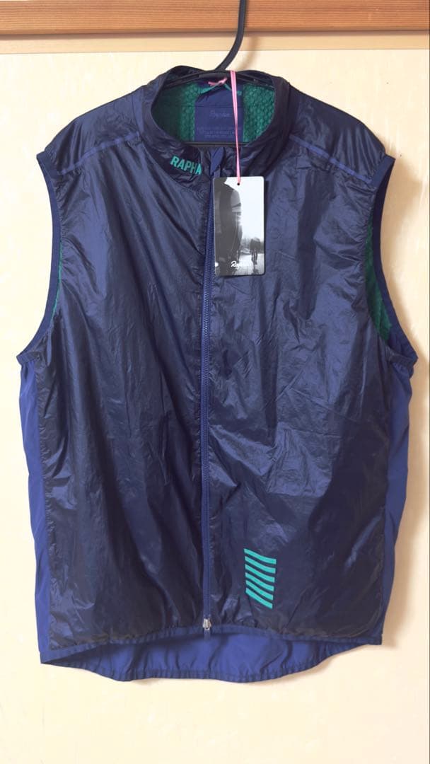ラファ　プロチーム　インサレーテッド　ジレ