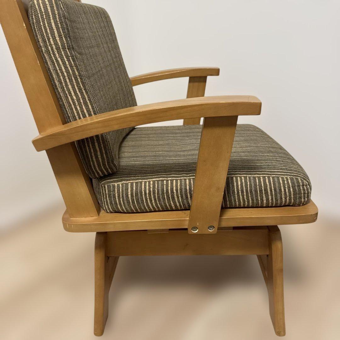 【回転】ストライプ柄の木製ダイニングチェア