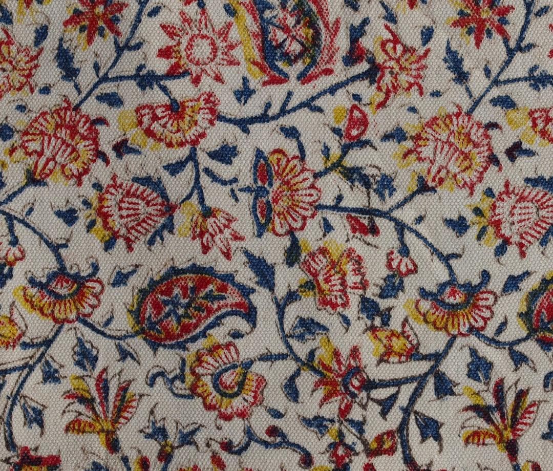 大きな綿布にペルシャの多様な花を捺染、ヴィンテージ・カラム・カーリ　残された花々