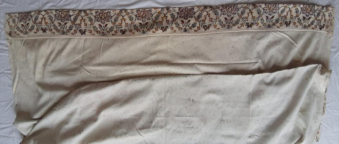 大きな綿布にペルシャの多様な花を捺染、ヴィンテージ・カラム・カーリ　残された花々