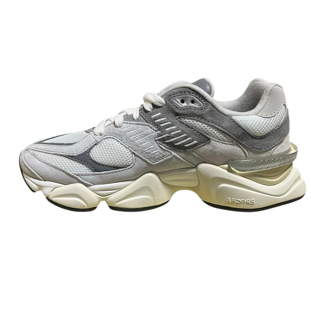 ニューバランス　9060 U9060gry ホワイト　グレー　24.0 新品