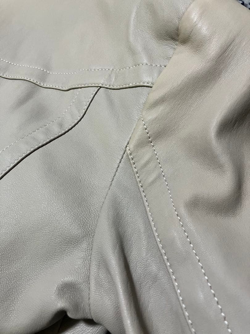 バーバリーロンドン　羊革 ラムレザージャケット グレージュ38