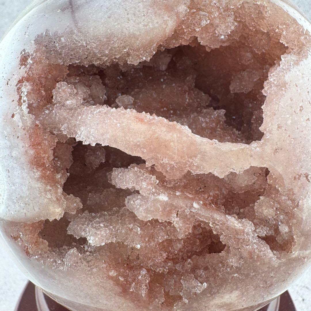 M-48天然ピンクアメジスト特大スフィア ドゥルージー晶洞 丸玉 3.16kg