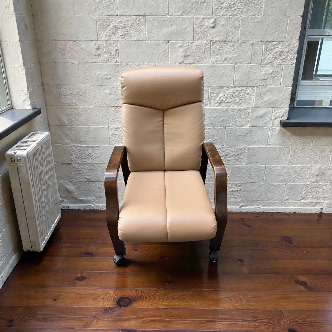 富士ファニチア リクライニングチェア　ベージュ