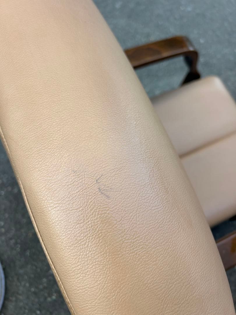 富士ファニチア リクライニングチェア　ベージュ