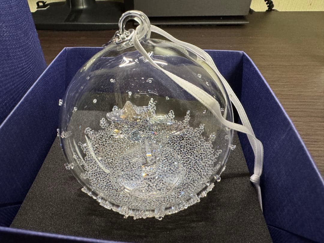 スワロフスキー クリスマスボール 2018