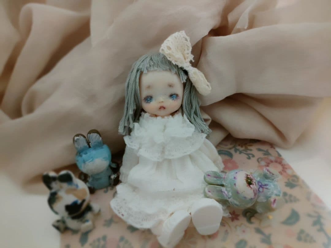 創作ドール♡ウィッグ,ボディ付き♡ 左側の女の子