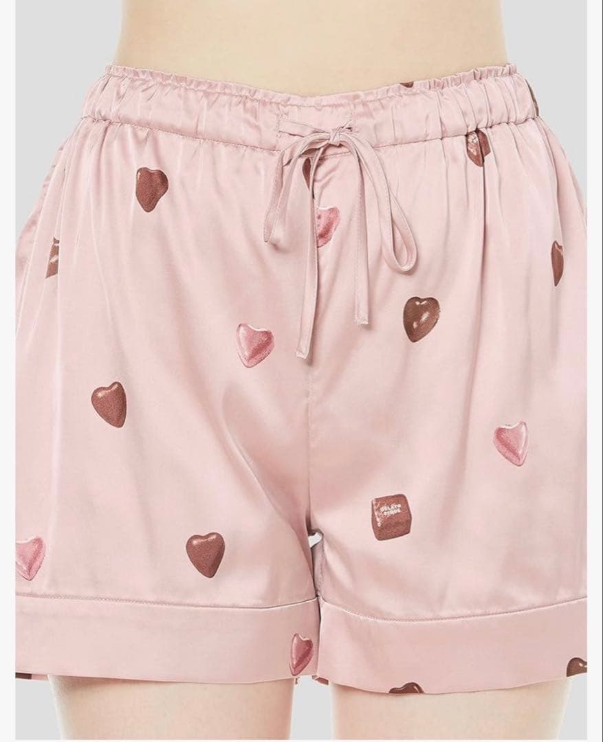 新品未使用　ジェラートピケ　ハート柄ショートパンツとカーディガンセット