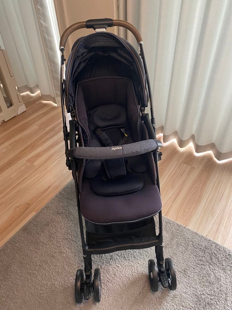 ラクーナクッションフリー　タイヤ新品