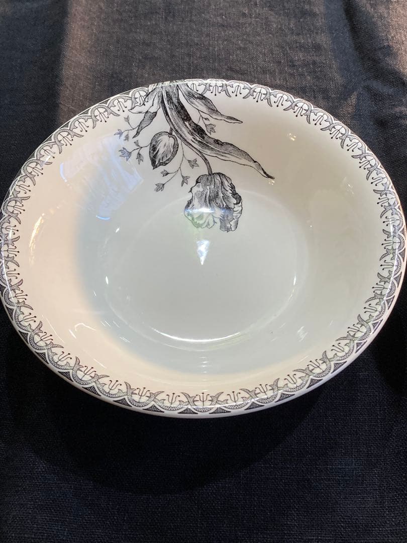 新品未使用 ジアン／GIEN チューリップ／ブラック シリアルボール2枚セット