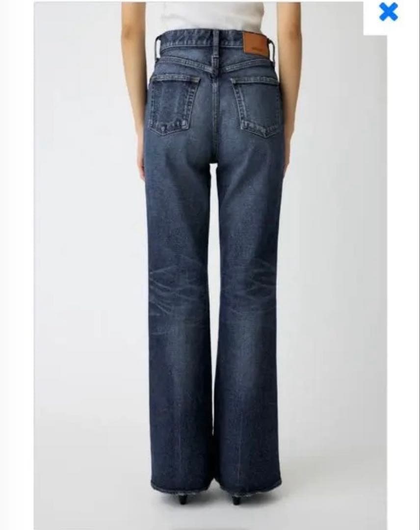 MOUSSY MVS D/BLU FLARE 試着のみ