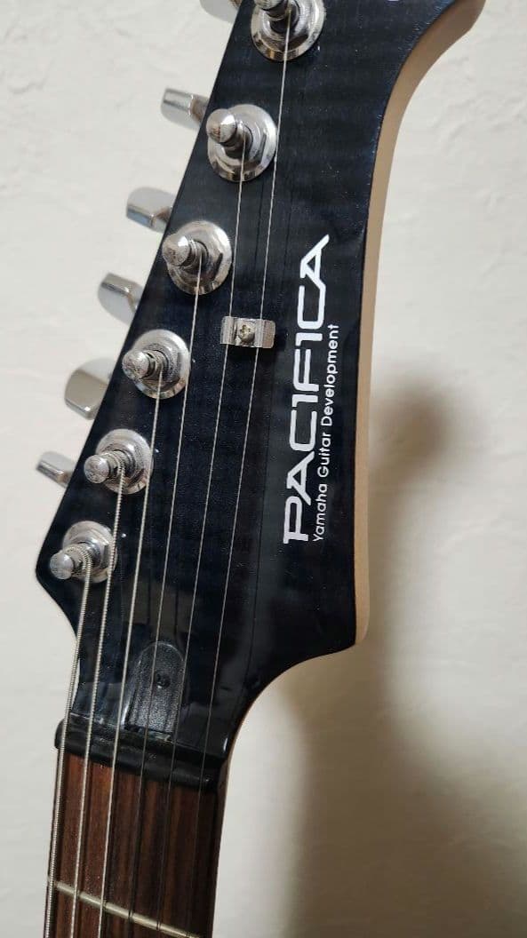ヤマハ YAMAHA Pacifica PAC212VFM