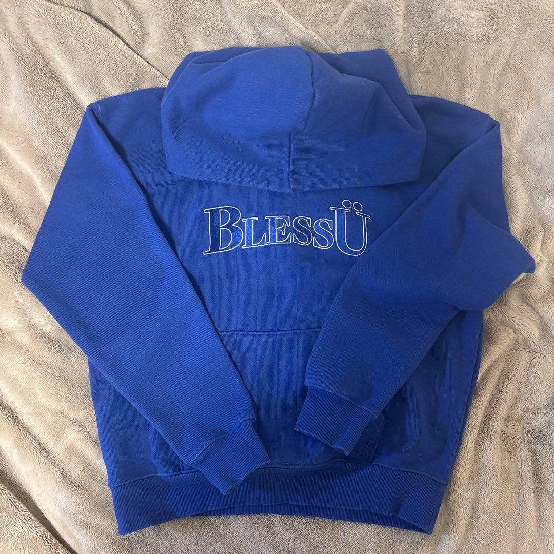 BLESS U パーカー