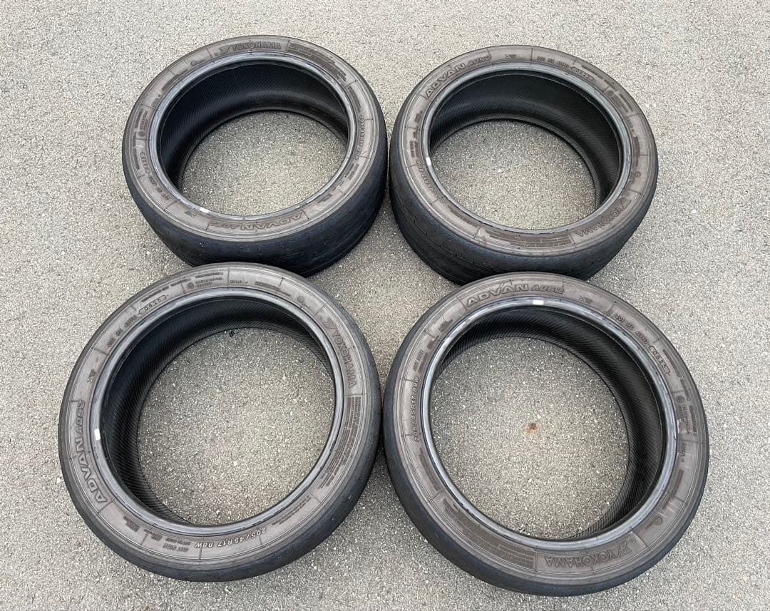 【送料込み】ADVAN A052 205/45R17 0825 4本 年内まで