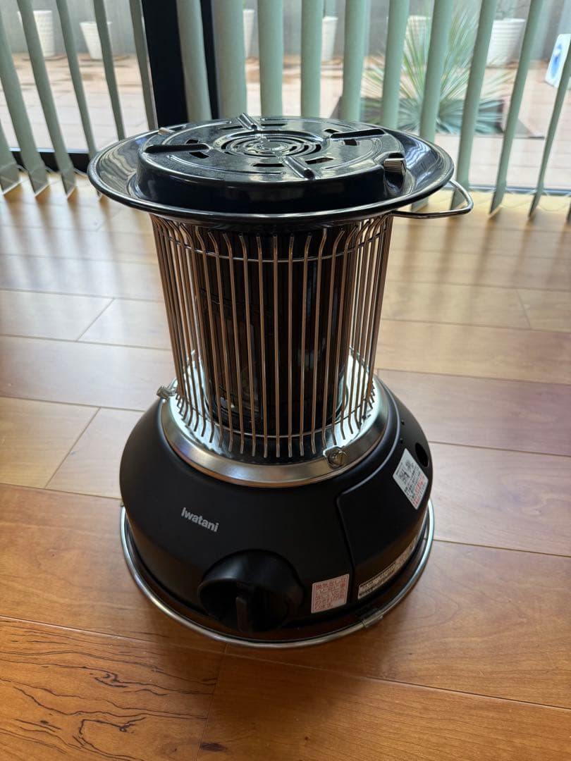 岩谷産業 カセットガスストーブ マル暖 CB-STV-MRD