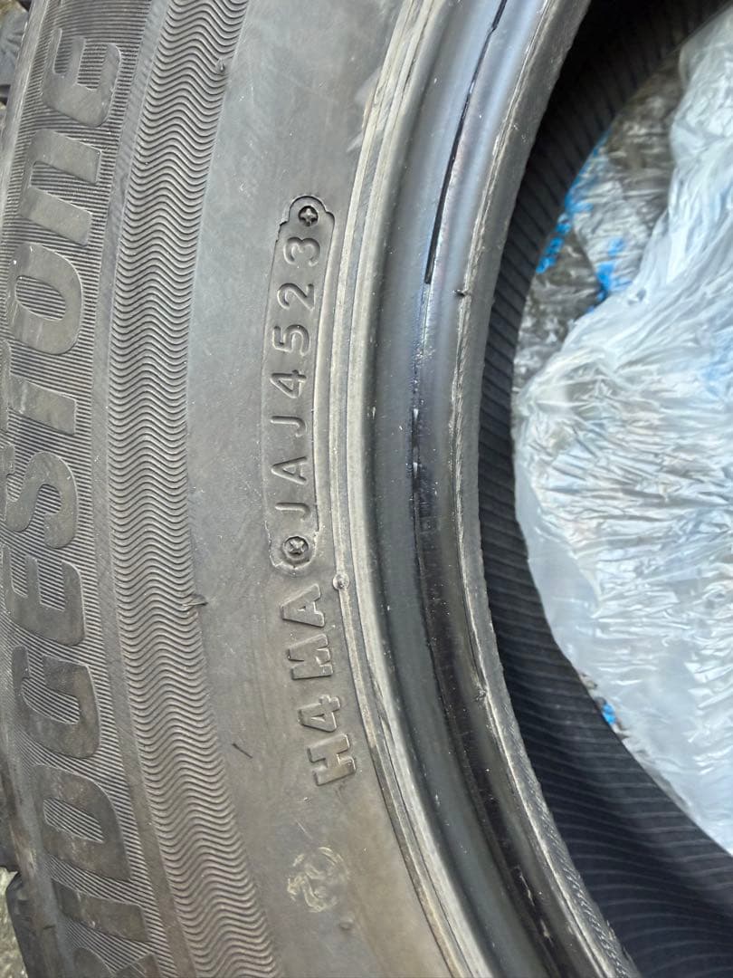 2023年製造ブリヂストンスタッドレス ブリザックVRX3 205/65R16