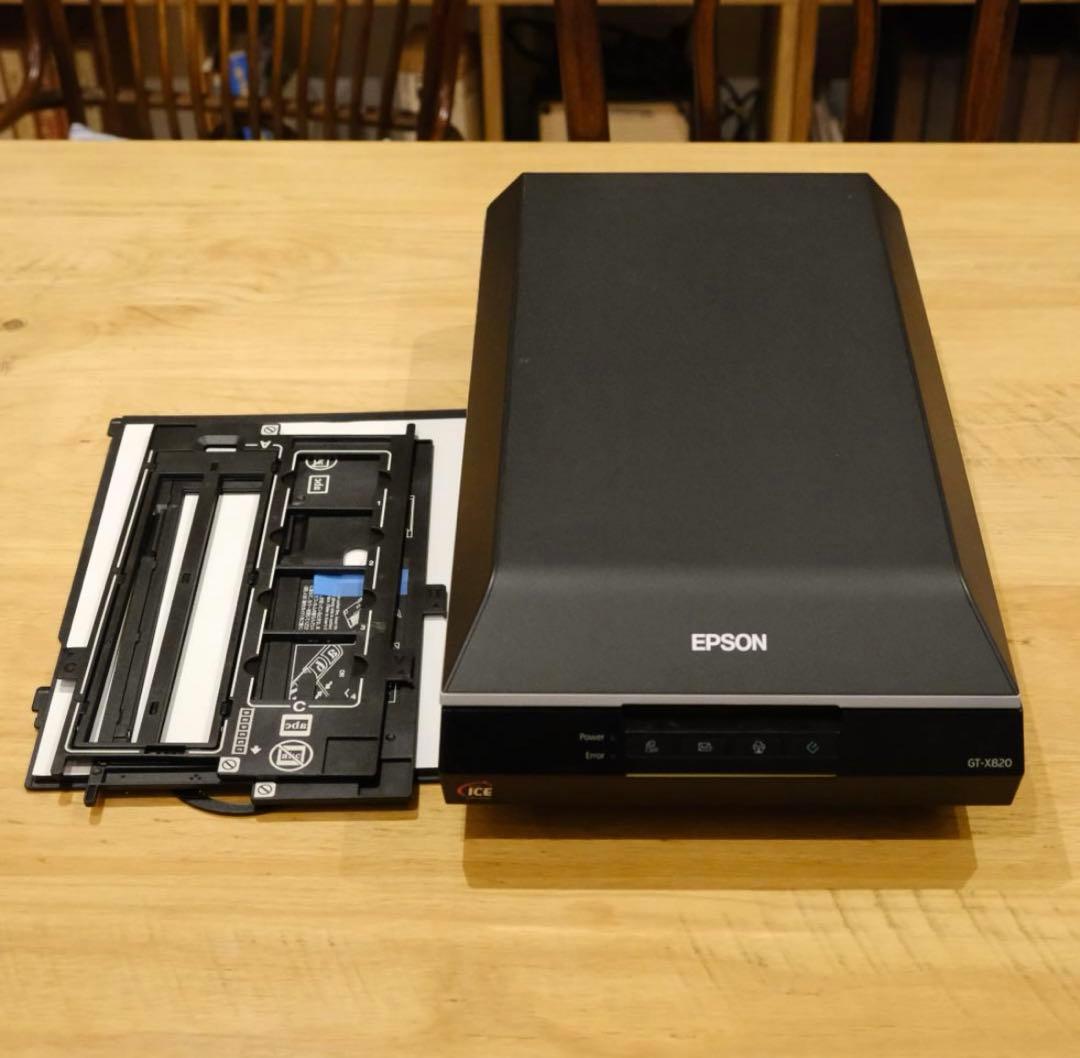 EPSON フラットベッドスキャナー