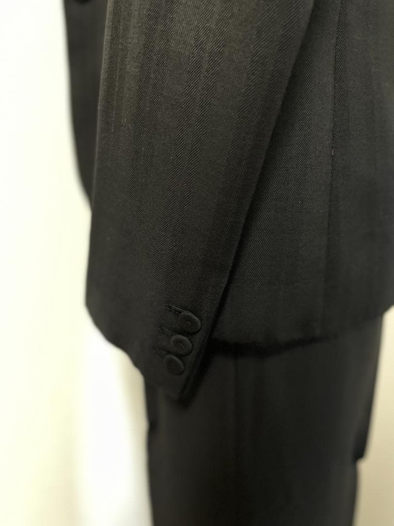 最終価格 VIKTOR&ROLF ペイズリー裏地黒スーツ ９号