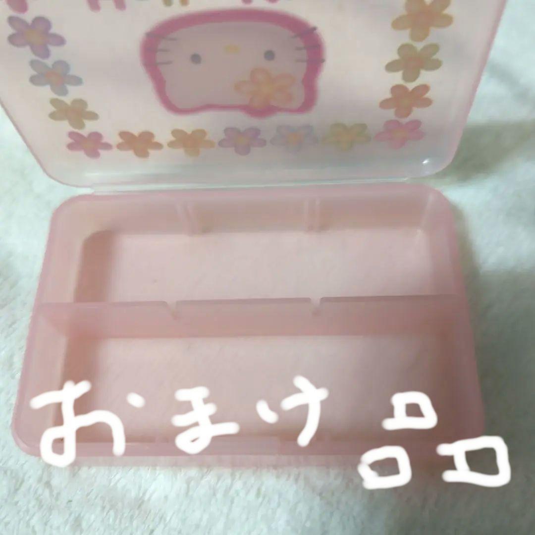 いちごキティ　さくらんぼキティ　レトロキティ　非売品キティポーチ　キティゲーム品