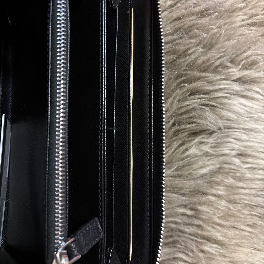 ✨PRADA プラダ✨美品❗️長財布　黒色　ネロ