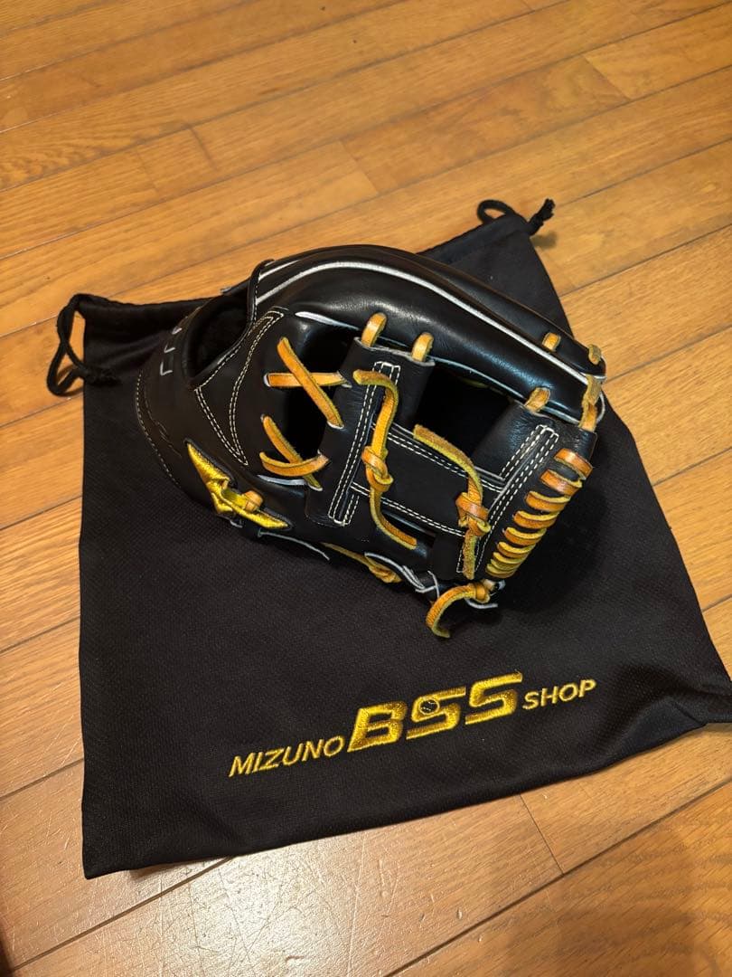 Mizuno Pro硬式グローブ ブラック/タン