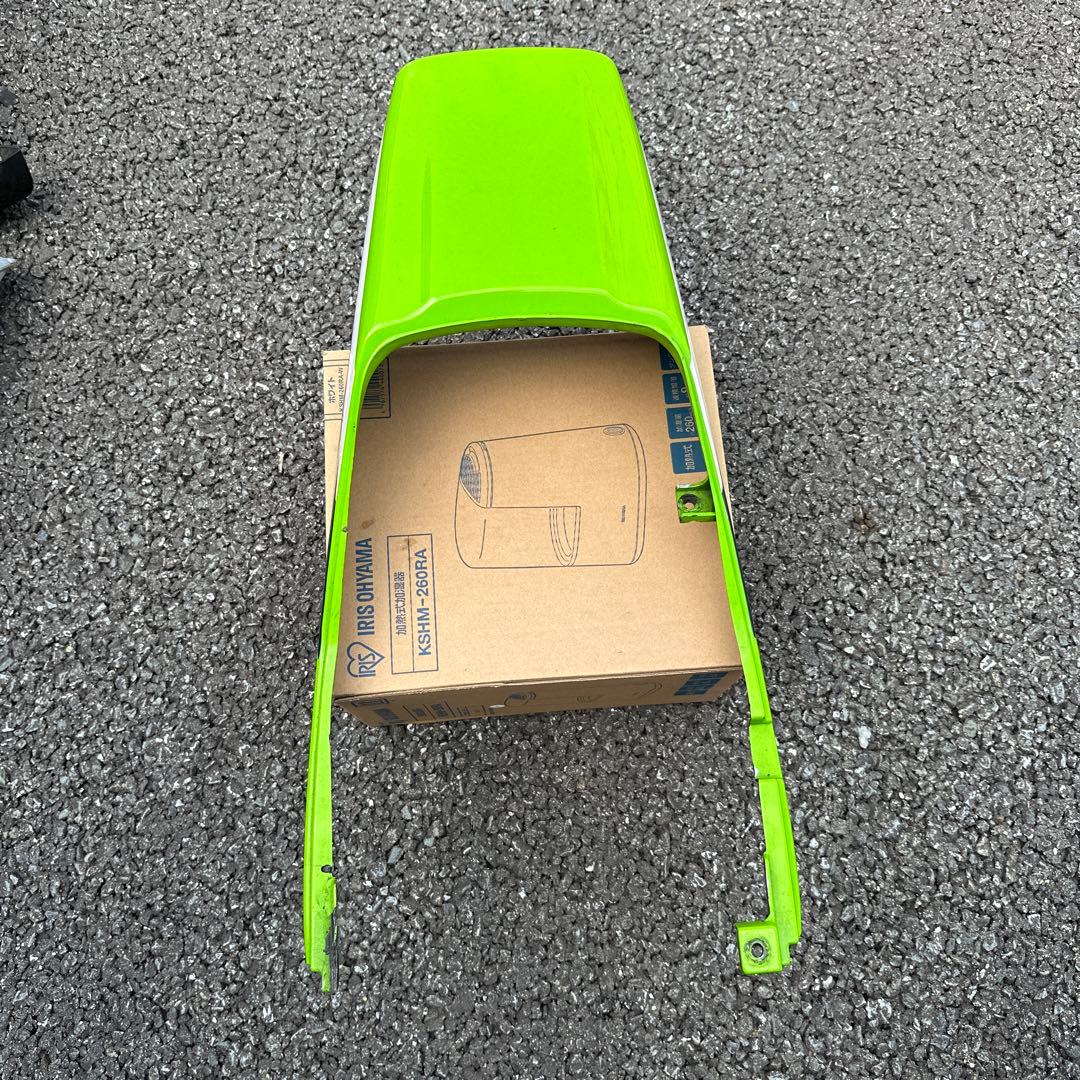 zrx 400 1998年式のビキニカウル とテールカウルです。