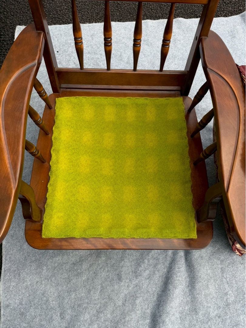 花柄 クッション 木製 アンティーク調 一人掛けチェア カリモク風②