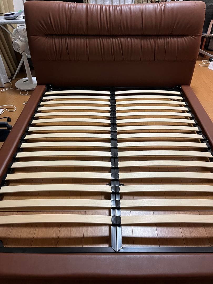 ★美品★クイーンサイズ ベッドフレーム 合成皮革　ニトリ　すのこ