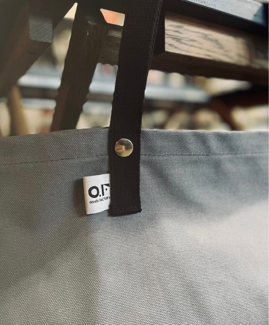 美品 asobi FACTORY グレイスフル ウオルナット色 専用ケース有