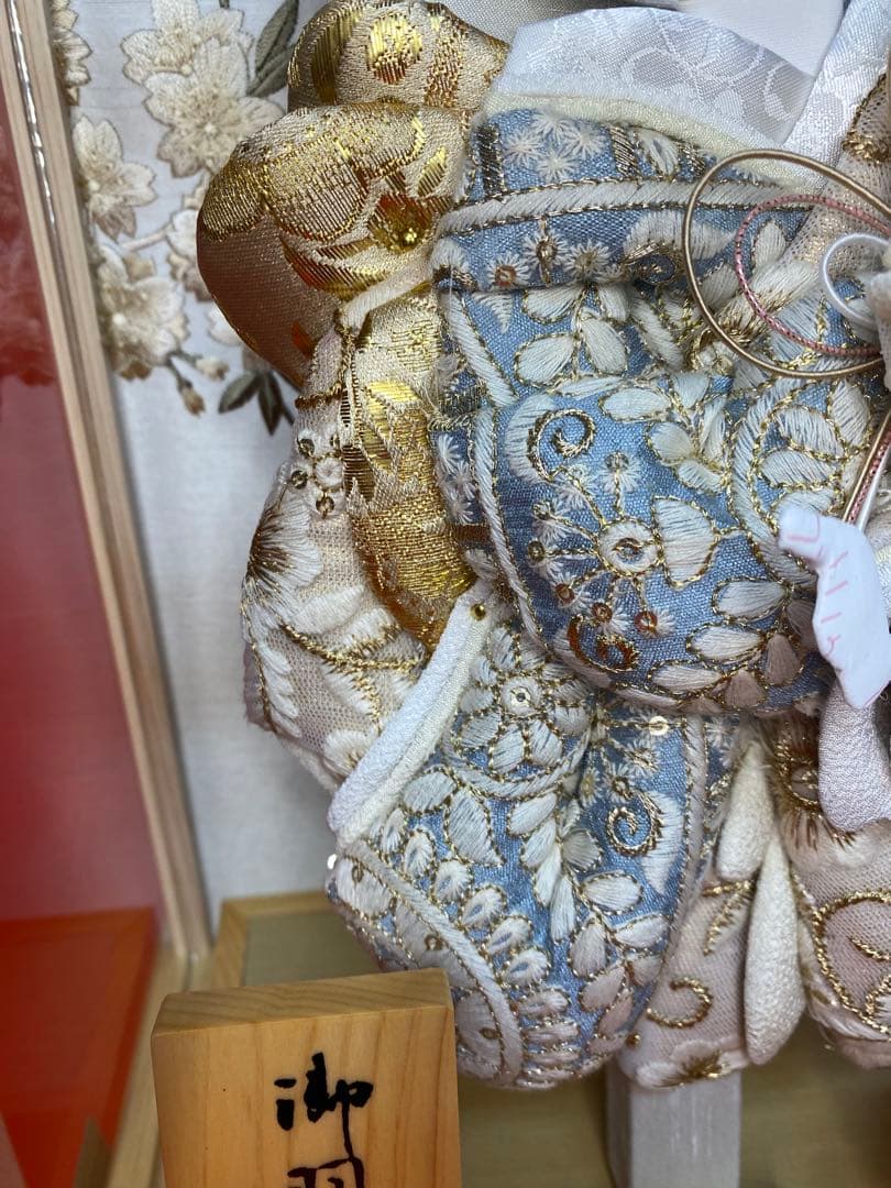 羽子板　総檜造り白木ガラスケース８号・サイズ間口約２５×奥行約２１×高さ約３８㎝