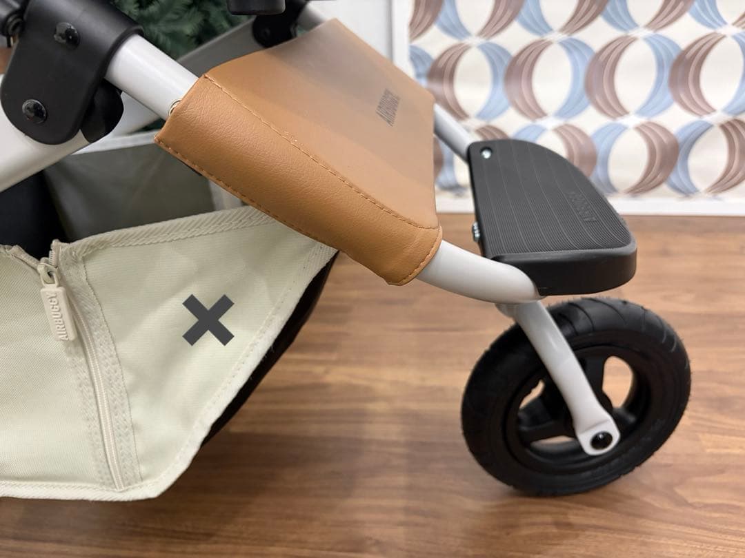 未使用に近い　エアバギー　DOME3 2ペットカート　ホワイトアッシュ　オーツ