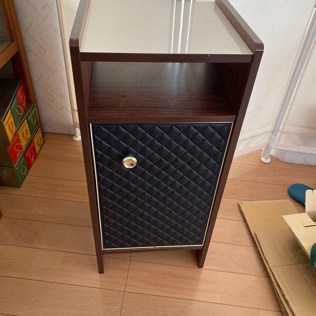 昭和レトロなダークブラウン木製キャビネット