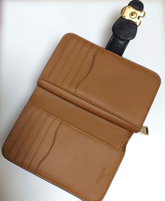 美品　COACH コーチ 二つ折り財布 タビー ミディアム ウォレット 　黒