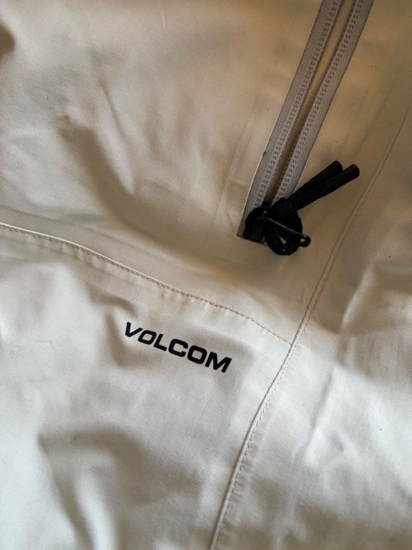 VOLCOM GORE-TEX スノーボードパンツ クリーム色 g1352303