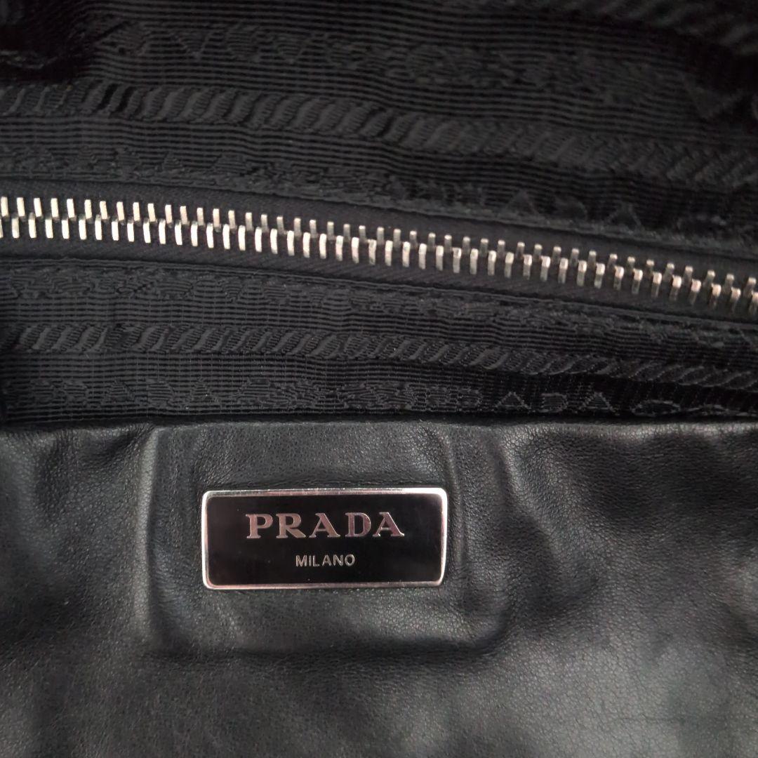 プラダ　リボン付き黒トートバッグ マザーズバッグ