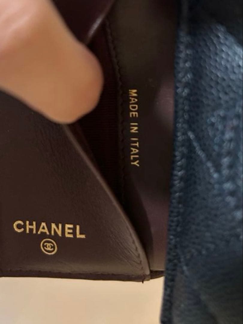 CHANEL シャネル 三つ折り財布 マトラッセ キャビアスキン ブラック 付属