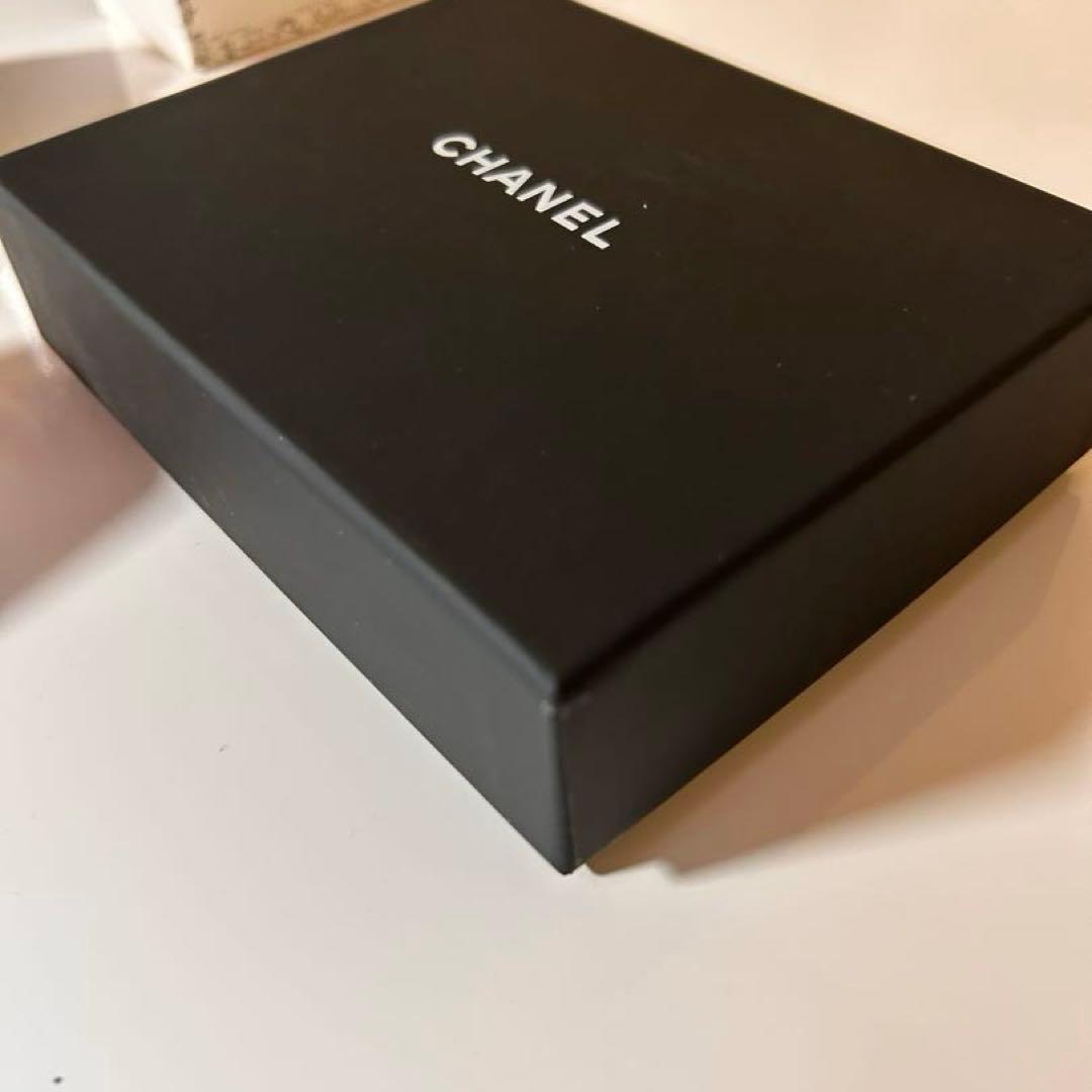 CHANEL シャネル 三つ折り財布 マトラッセ キャビアスキン ブラック 付属