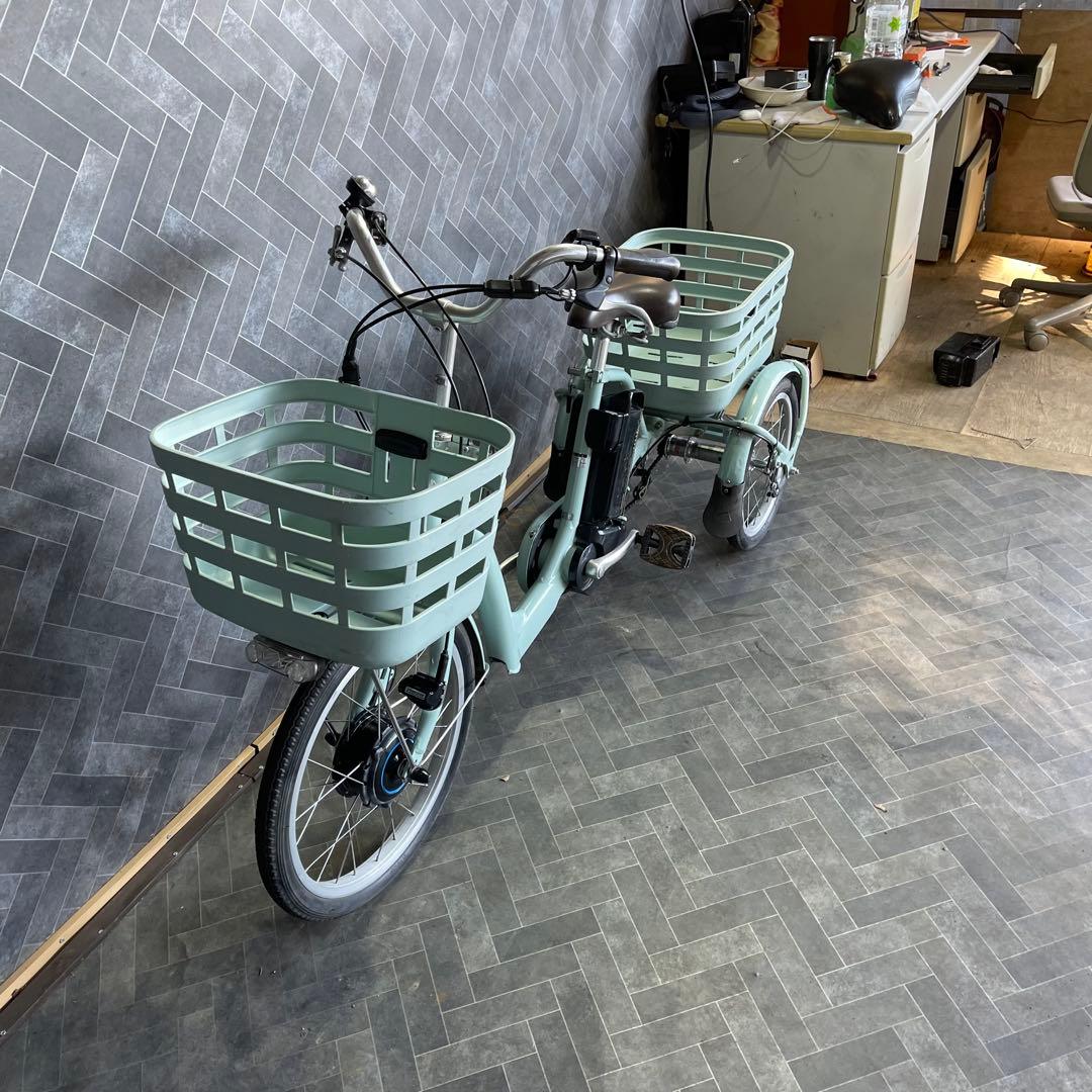 送料無料条件付き　電動三輪車 ラクットワゴン 20/16型　電動自転車中古車