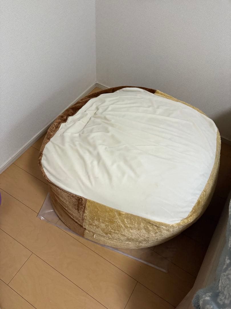 食パン　ビーズクッション