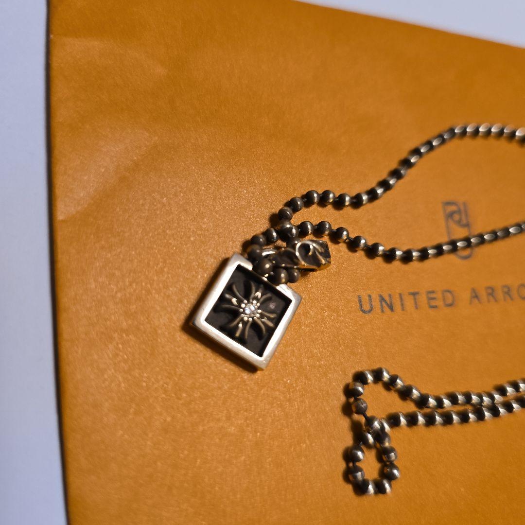 CHROME HEARTS　フレーム　プラス　ダイヤ