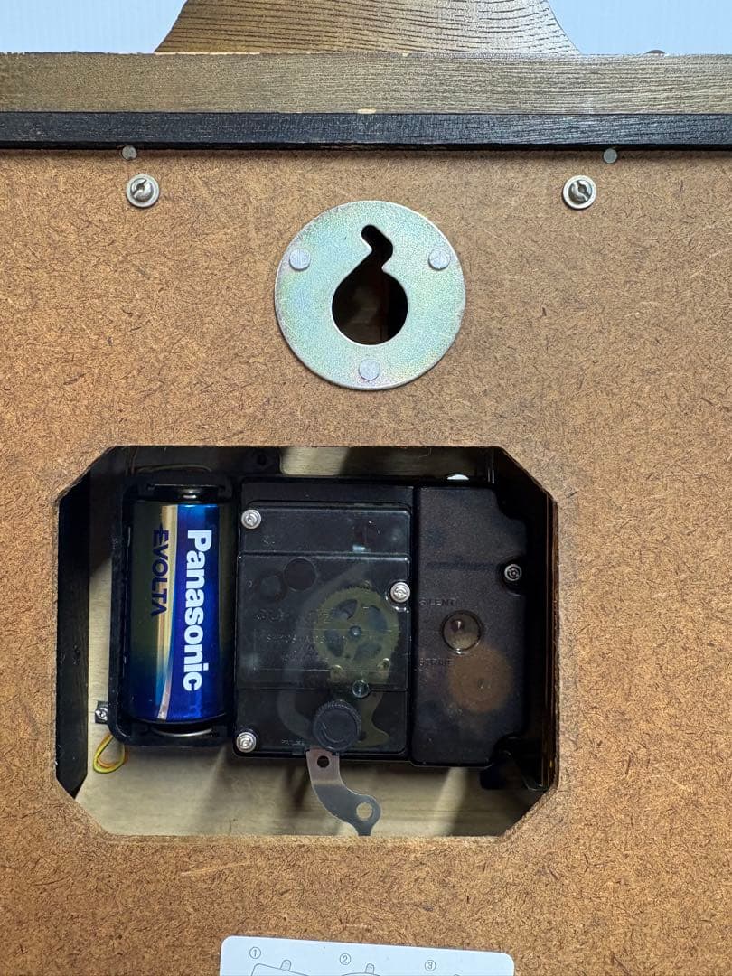 木枠のセイコー製クォーツ 振り子（壁掛け）