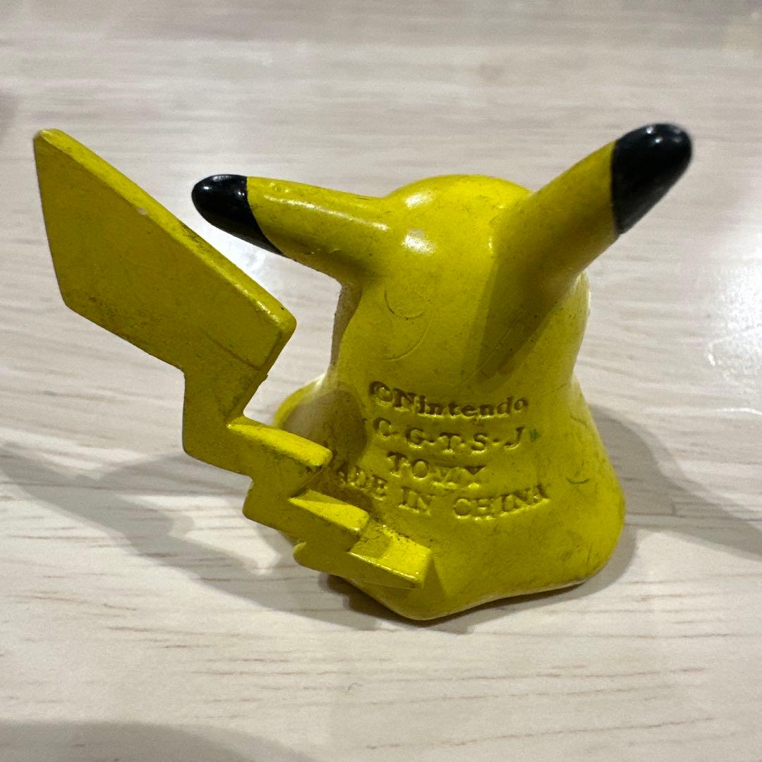 モンコレ初期　ピカチュウにへんしんしたメタモン