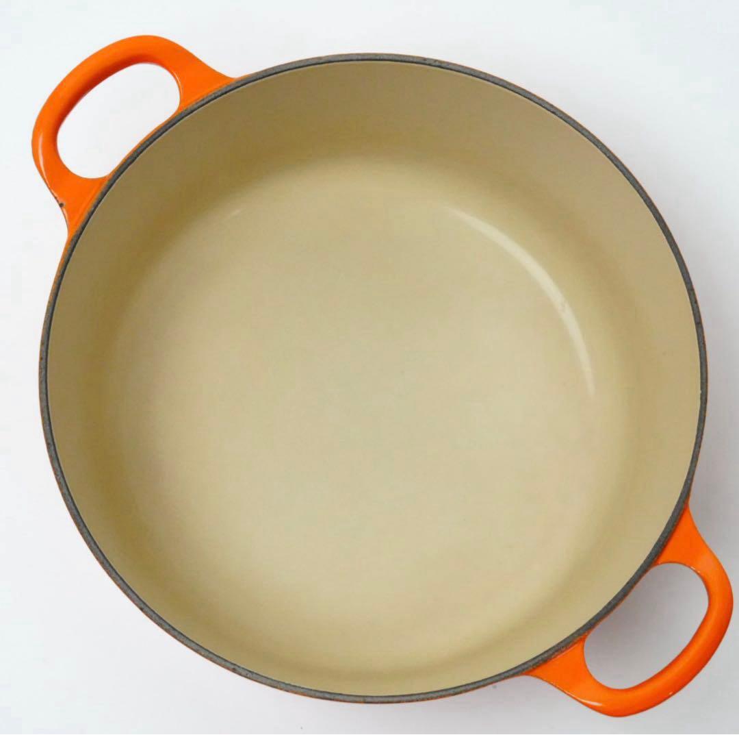 LE CREUSET　ココット ロンド オレンジ　22cm