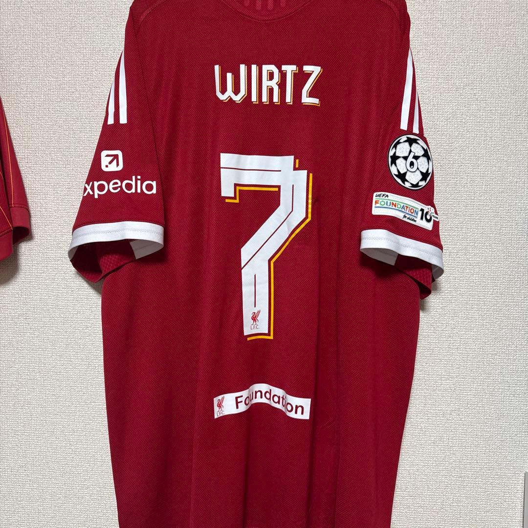 リヴァプール　25-26シーズンホームユニフォーム　背番号7 ヴィルツ