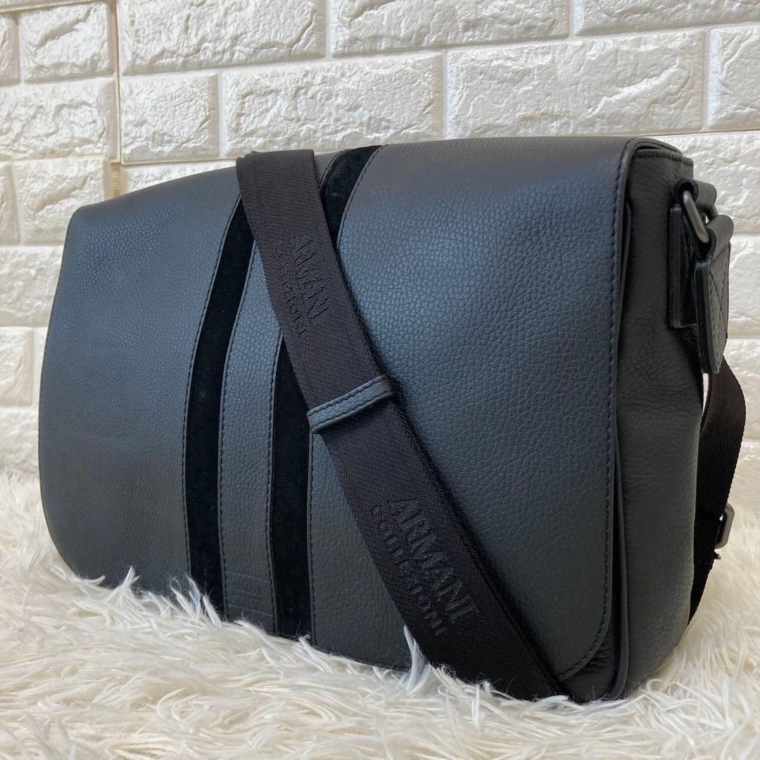 ARMANICOLLEZIONI✨メッセンジャーバッグ　レザー　A4 ストライプ