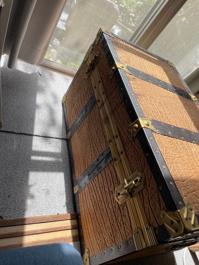 昭和レトロ 大型トランク ヴィンテージ 収納ケース インテリア　鍵付き