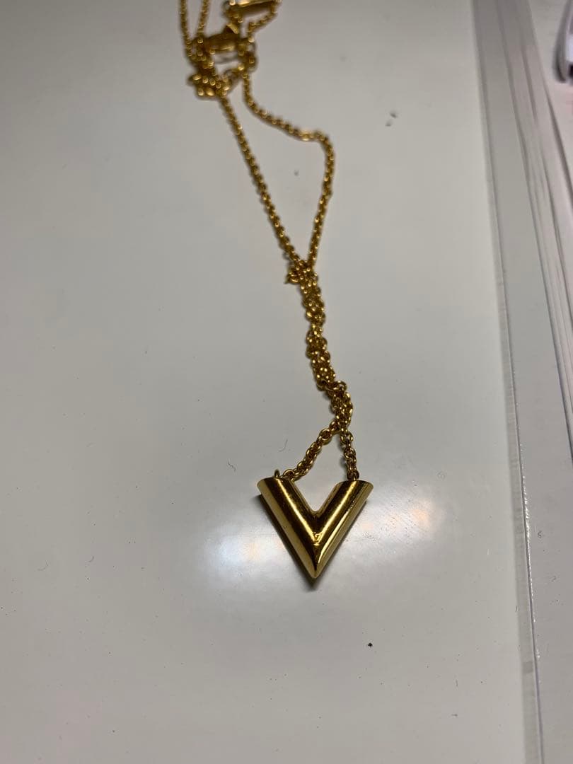 LOUIS VUITTON ネックレス ゴールド